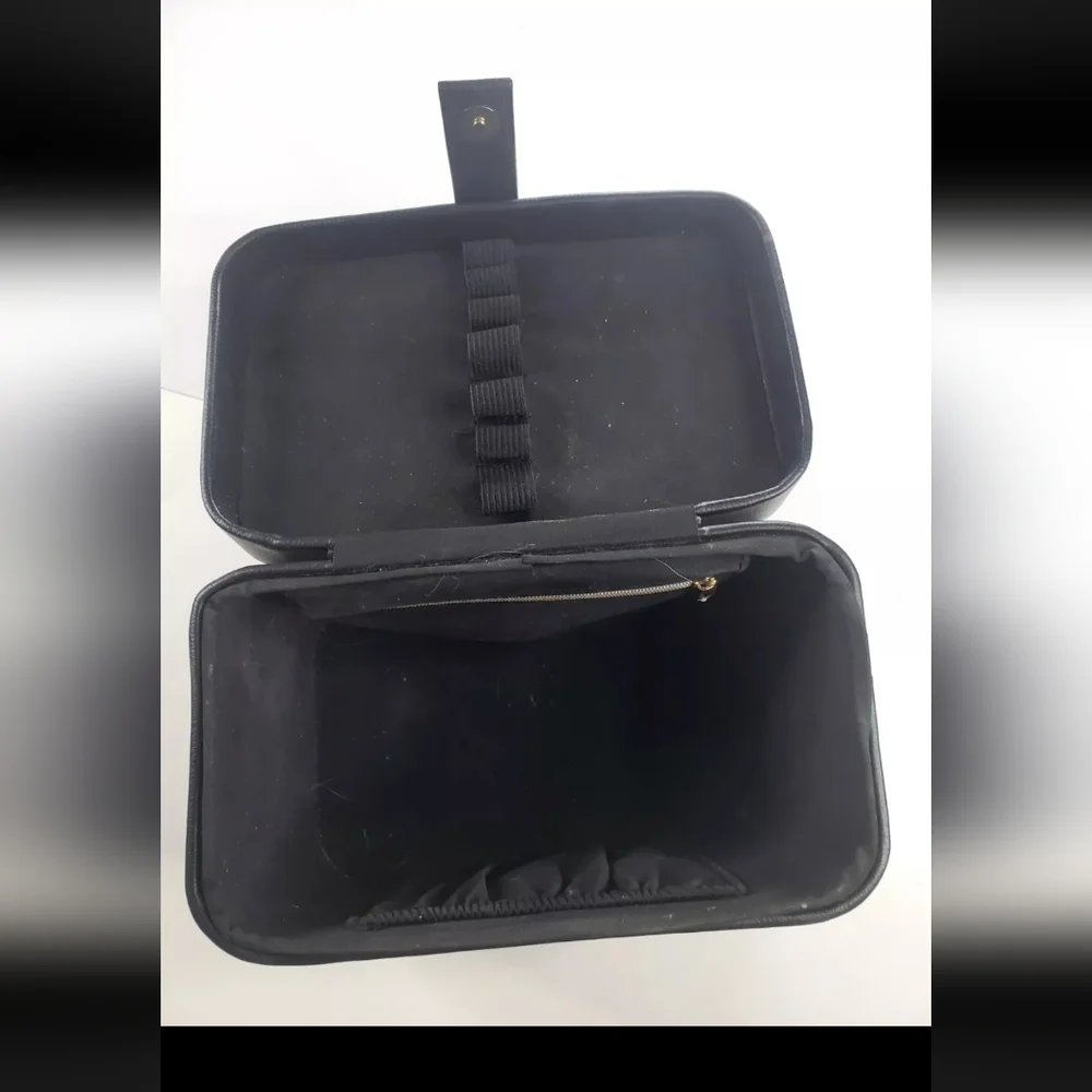 Sonia Kashuk Small Makeup Carrier Faux Leather Black Square Magnetic Enclosure